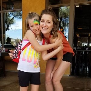 Meet your Posher, Lisa